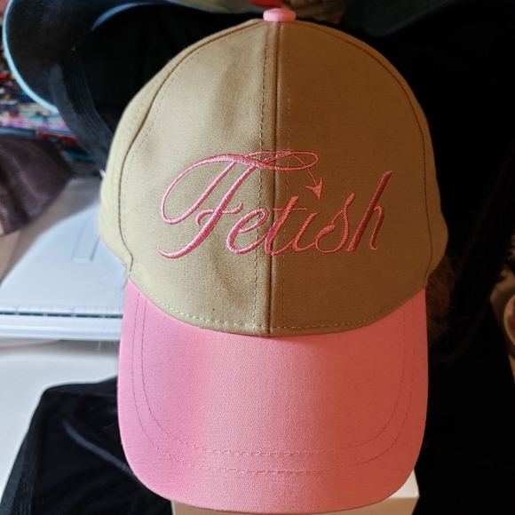 "FETISH'  LADIES HAT - Picture 11 of 16